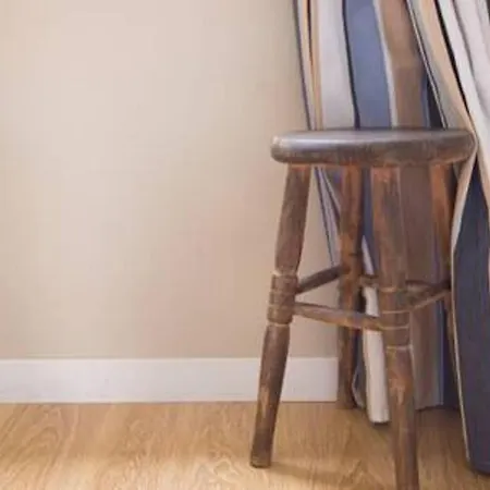 Apartment Peaceful Floor W Balconies - Cambridge Right - Ac