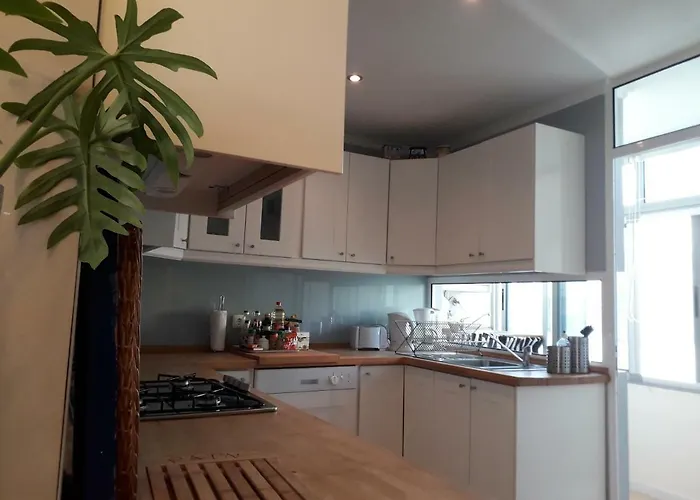 Peaceful Floor W Balconies - Cambridge Right - Ac Apartamento Funchal (Madeira)